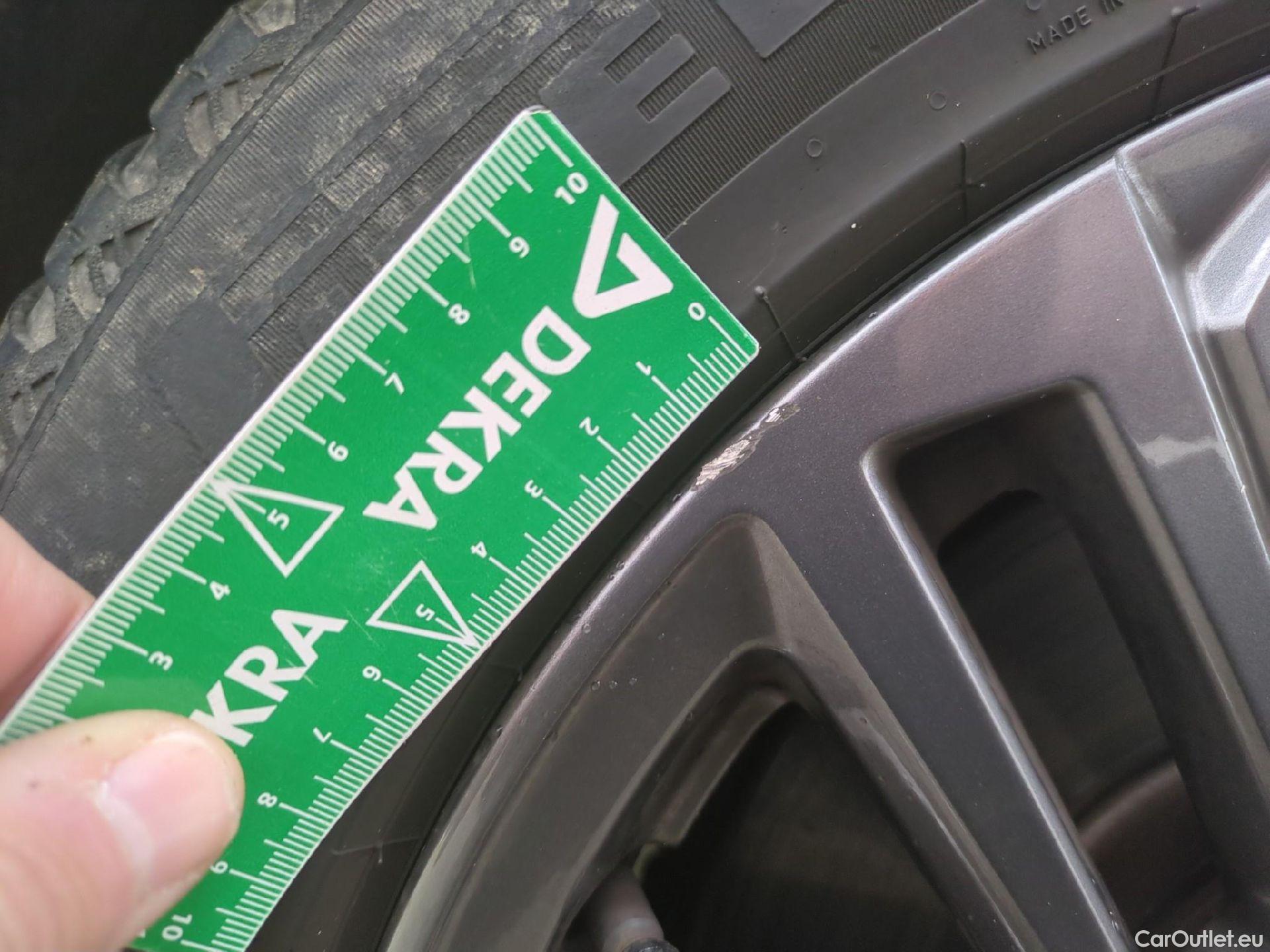  Peugeot  308 PEUGEOT  SW / 2021 / 5P / Break BlueHDi 130 EAT8 ACTIVE PACK #13