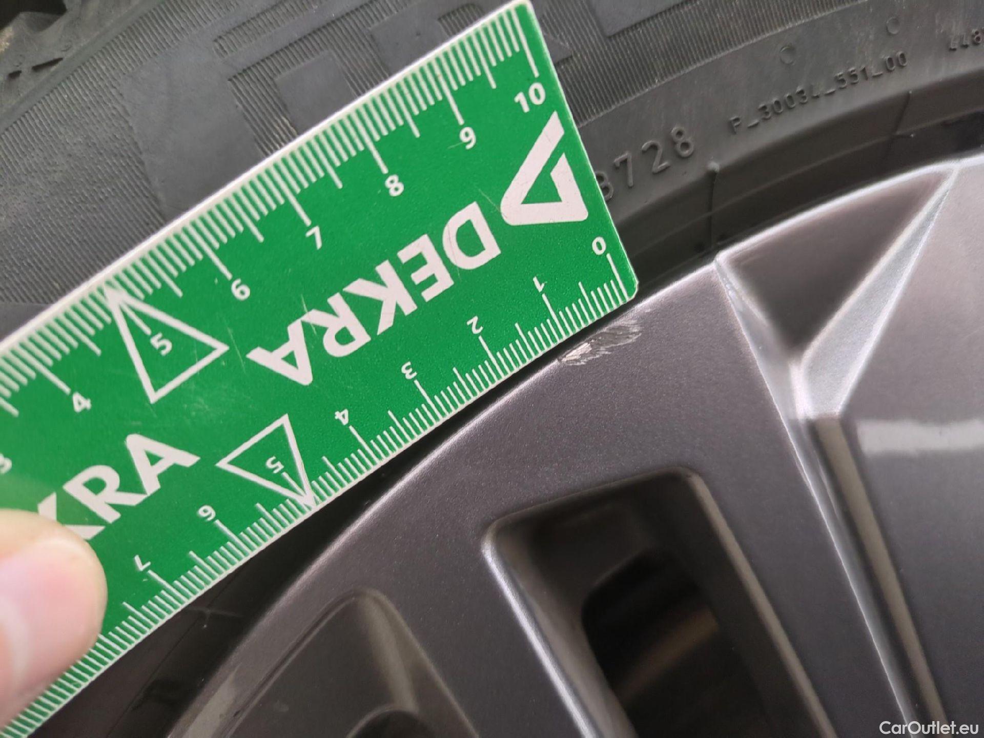  Peugeot  308 PEUGEOT  SW / 2021 / 5P / Break BlueHDi 130 EAT8 ACTIVE PACK #9