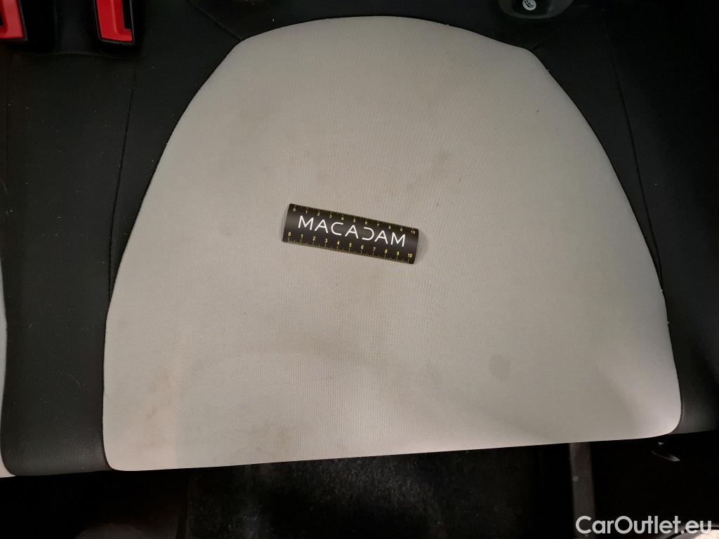  Fiat  500 FIAT   2015  3P  Berline Hybrid 10 BSG 70 ch Dolcevita #8