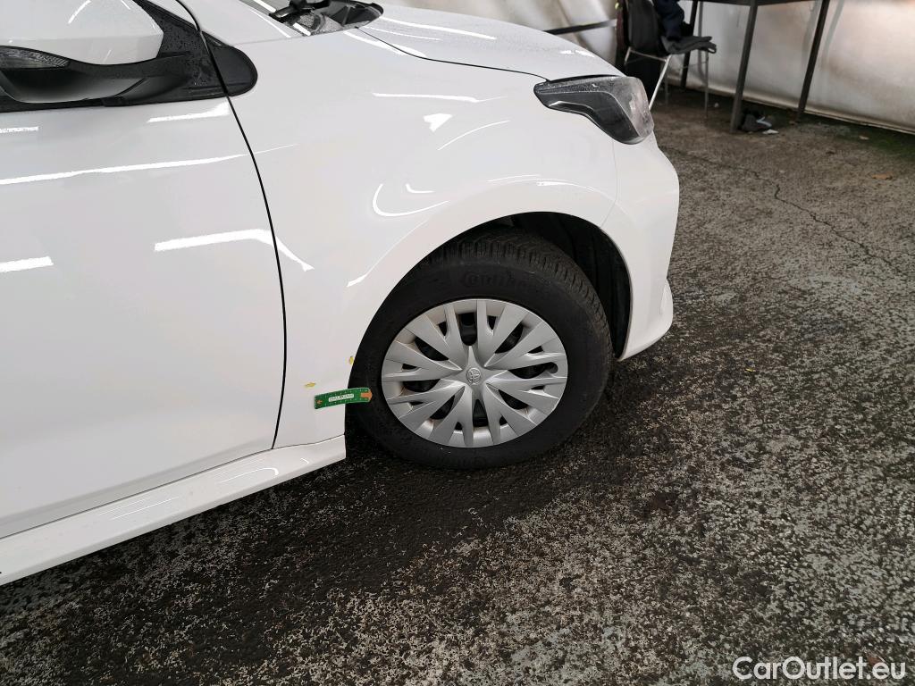  Toyota  Yaris TOYOTA  Hybride / 2019 / 5P / Berline Hybride 116h Dynamic Business Beyond Zer #8