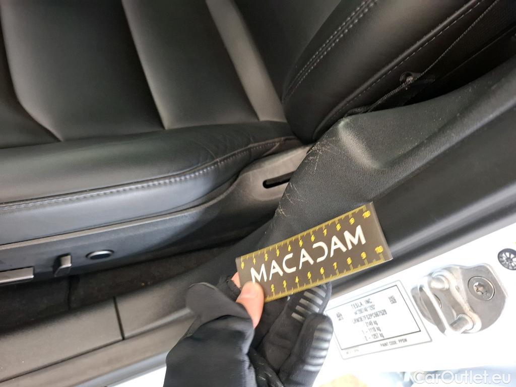  Tesla  Model 3 TESLA   2018  4P Berline Propulsion #8