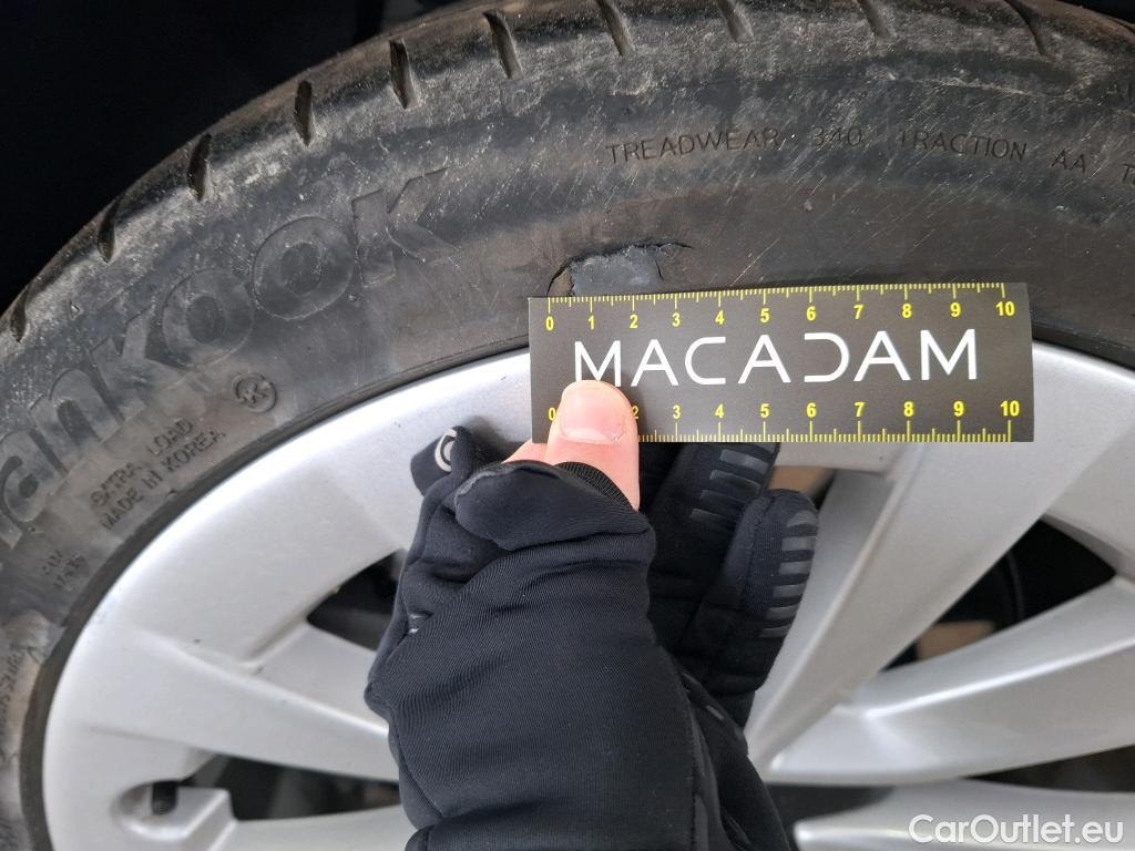  Tesla  Model 3 TESLA   2018  4P Berline Propulsion #3