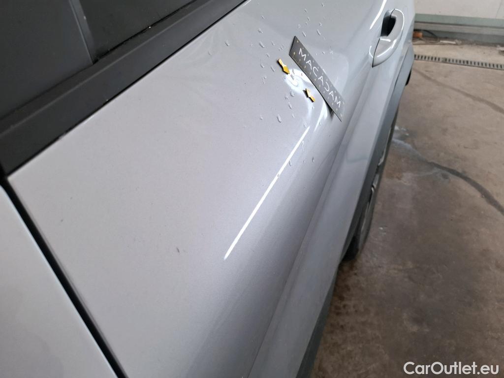  Renault  Captur RENAULT  / 2019 / 5P / SUV evolution E-Tech hybride 145 #6