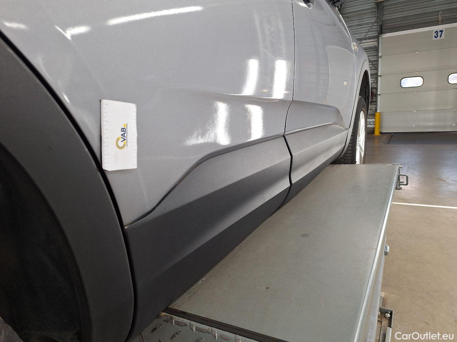  Opel   Grandland X Opel, '17, Opel 1.2 Turbo S/S AT8 Edition 5d #8