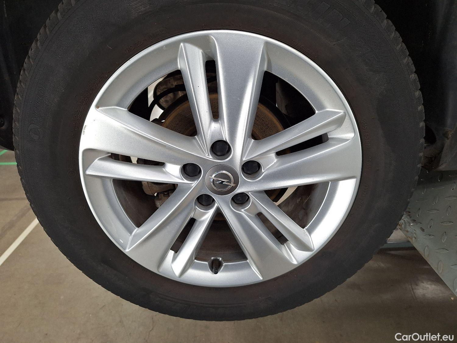  Opel   Grandland X Opel, '17, Opel 1.2 Turbo S/S AT8 Edition 5d #3