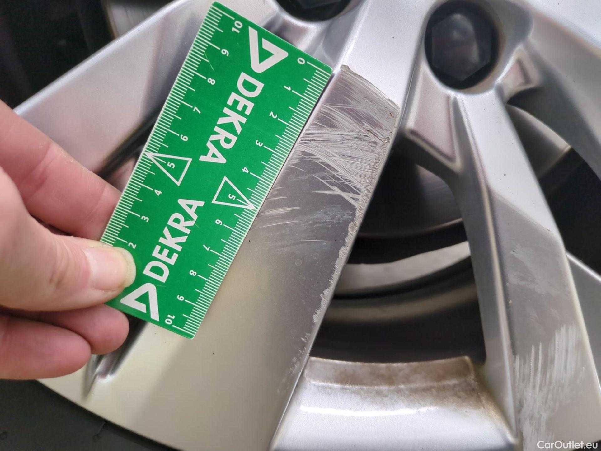  Peugeot  3008  Active Business 1.5 HDi 130CV BVA8 E6dT #9