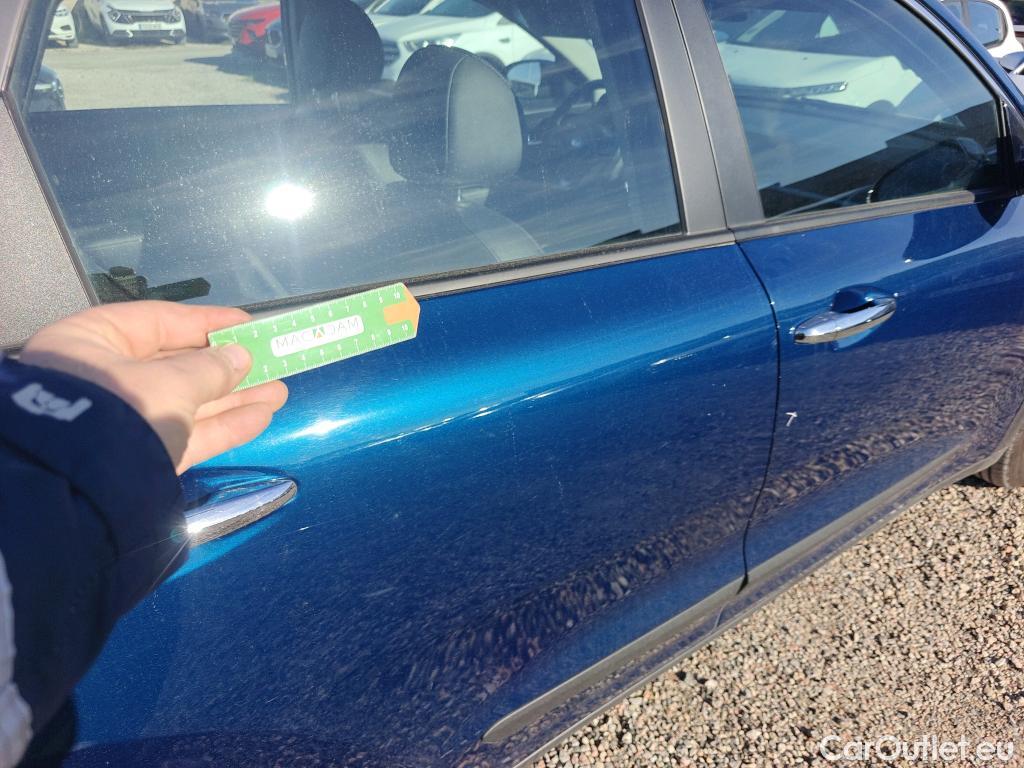  KIA  Niro KIA  / 2019 / 5P / crossover 1.6 GDi HEV 104kW (141CV) Drive #13