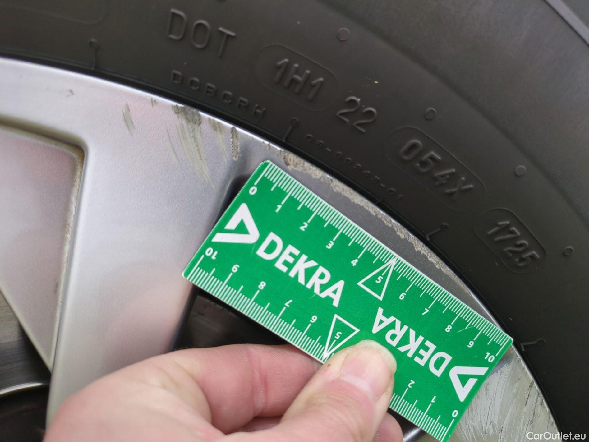  Peugeot  3008  Active Business 1.5 HDi 130CV BVA8 E6dT #1