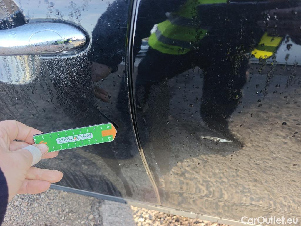  Mini  Cooper MINI MINI / 2021 / 5P / berlina con portón ONE 5 PUERTAS #4