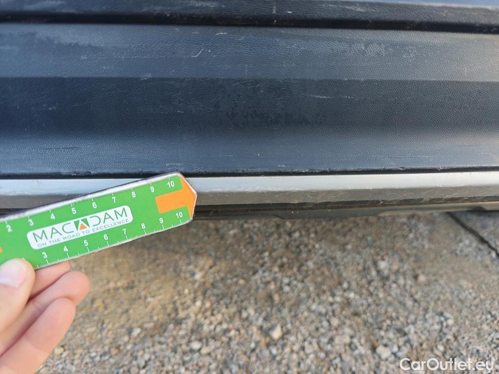  Volkswagen  T-ROC VOLKSWAGEN  / 2017 / 5P / todoterreno Sport 2.0 TDI 110kW (150CV) DSG #18