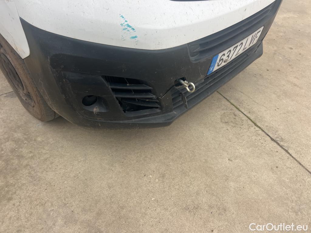  Opel  Vivaro OPEL  / 2019 / 4P / furgón 2.0 Diésel 88kW (120CV) L Inc. Select #17