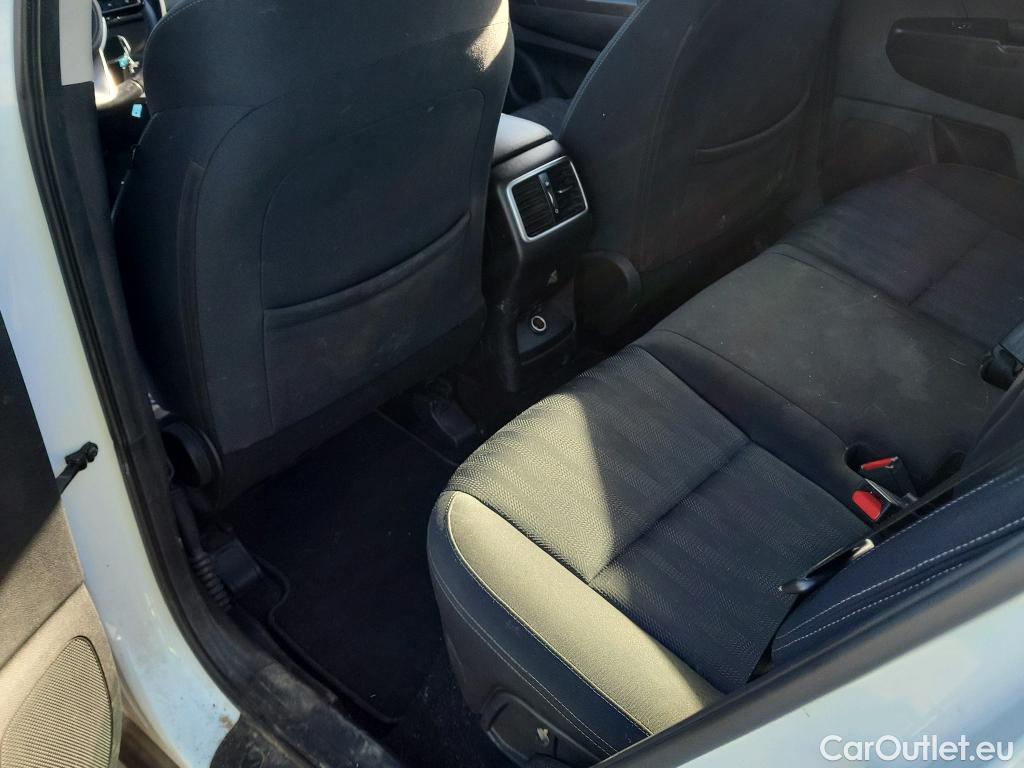  KIA  Sportage KIA  / 2018 / 5P / todoterreno 1.6 MHEV Business 100kW (136CV) 4x2 #26