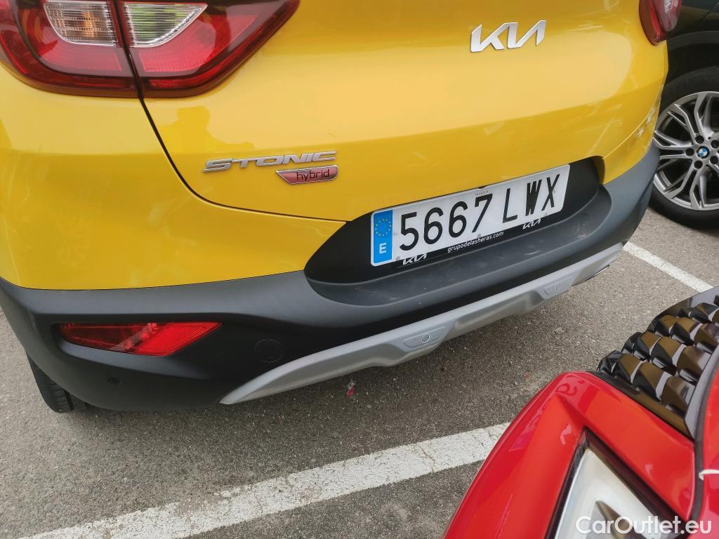  KIA  STONIC KIA  / 2017 / 5P / todoterreno 1.0 T-GDi 88kW (120CV) MHEV iMT Drive #11