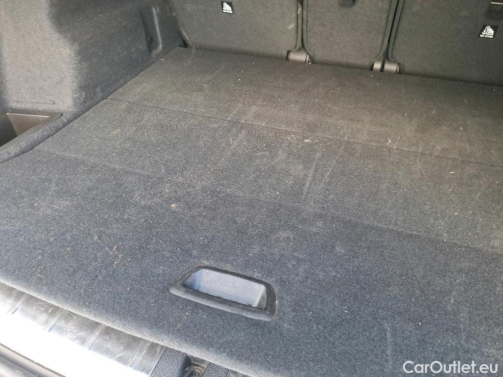  Bmw  X1 BMW  sDrive18i #16