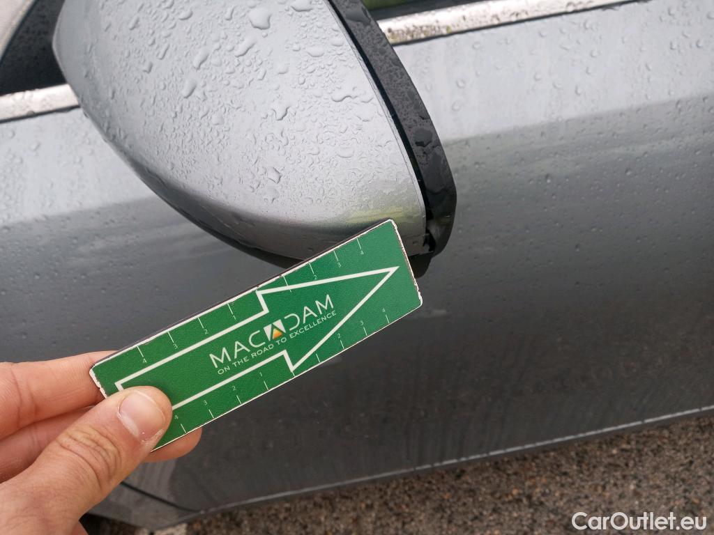  KIA  Cee'd KIA Ceed / 2021 / 5P / berlina con portón 1.0 T-GDi 88kW (120CV) Drive #2