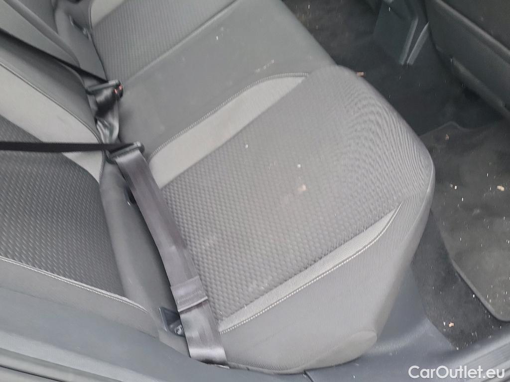  Volkswagen  Polo VOLKSWAGEN  / 2021 / 5P / berlina con portón Life 1.0 TSI 70kW (95CV) #24