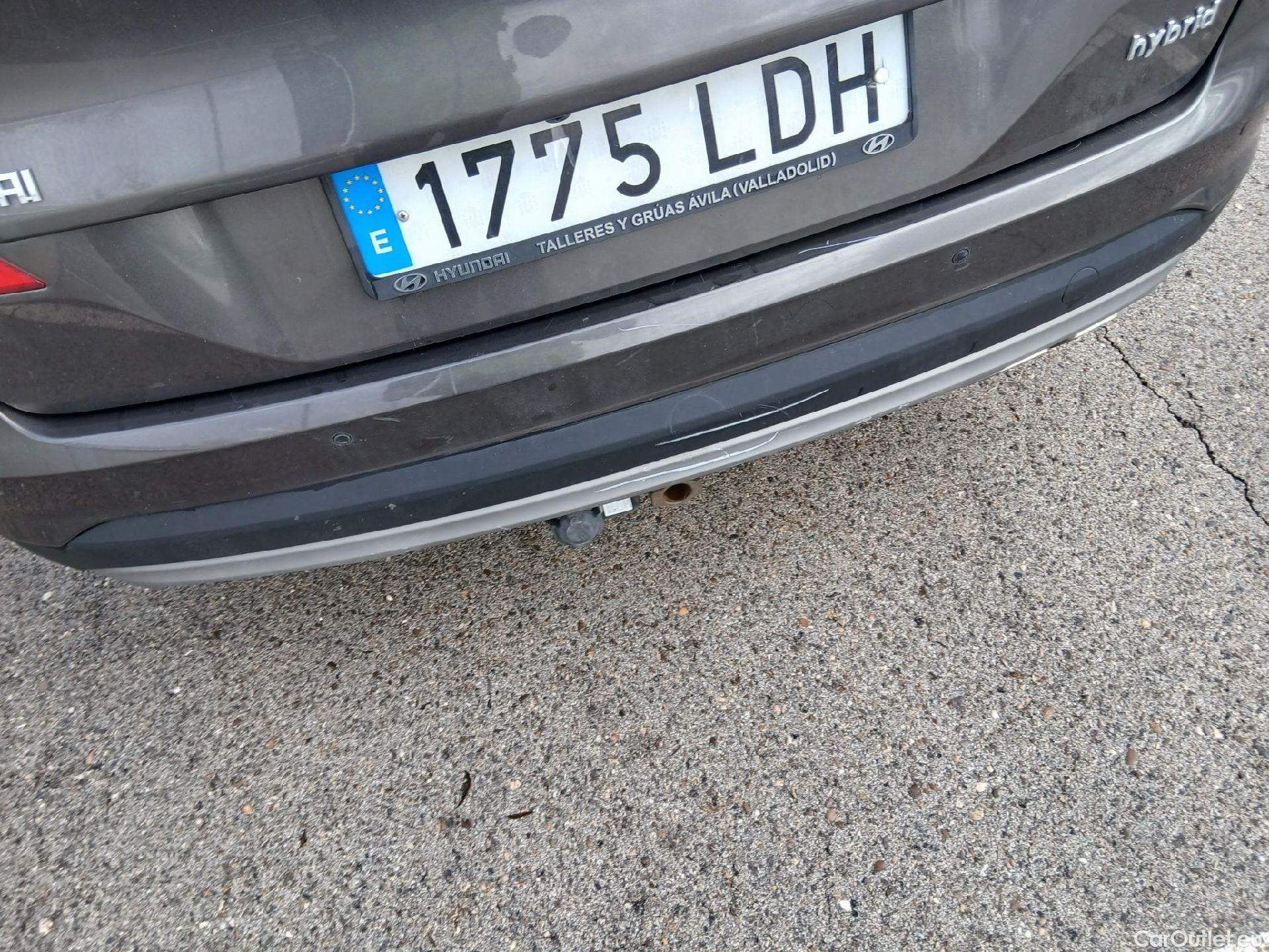  Hyundai  Tucson HYUNDAI  / 2018 / 5P / todoterreno 1.6 CRDI 85kW (116CV) 48V SLE 4X2(SP)(SL) #35