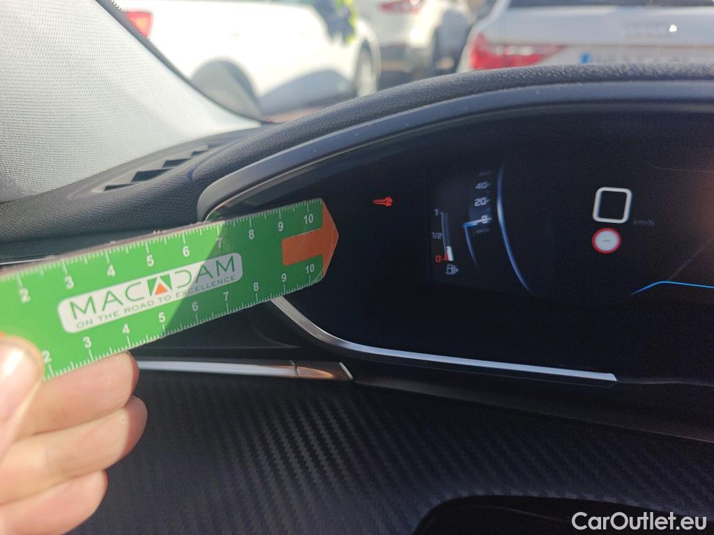  Peugeot  508 PEUGEOT  / 2018 / 5P / familiar SW Allure Pack BlueHDi 130 S&S EAT8 #29