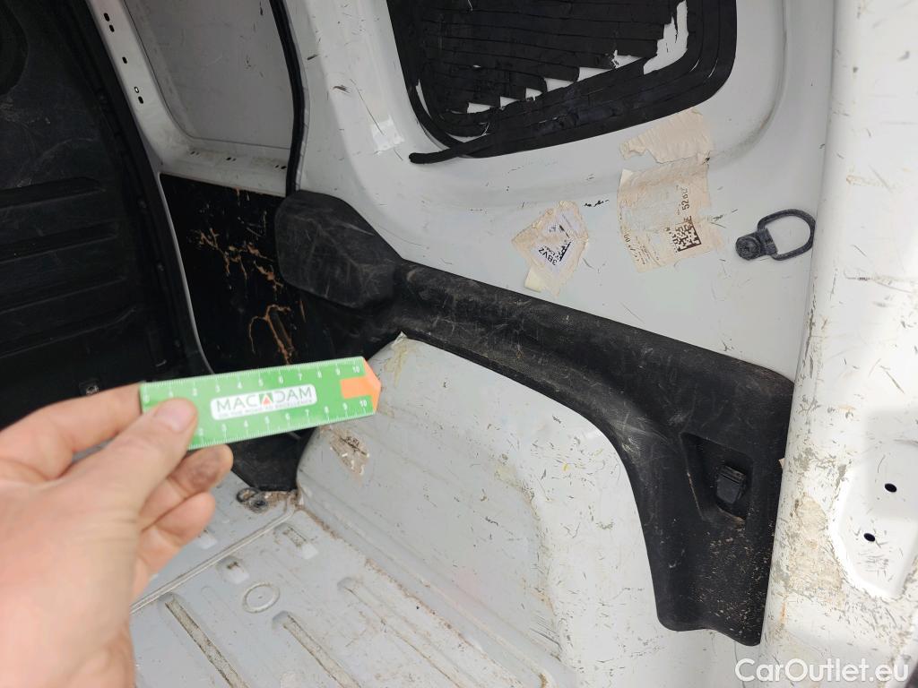  Mercedes  Citan MERCEDES-BENZ  / 2021 / 4P / furgón derivado de turismo 110 CDI 70kW Furgón Base Largo #71