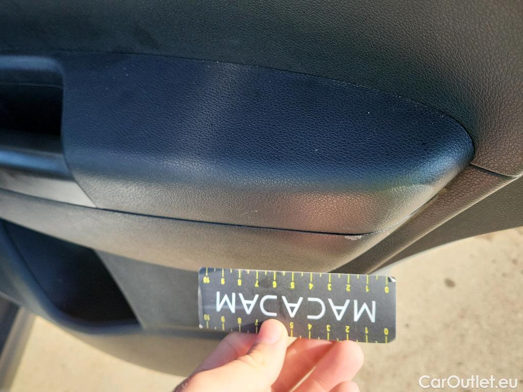  KIA  Sportage KIA  / 2018 / 5P / todoterreno 1.6 MHEV Business 100kW (136CV) 4x2 #36