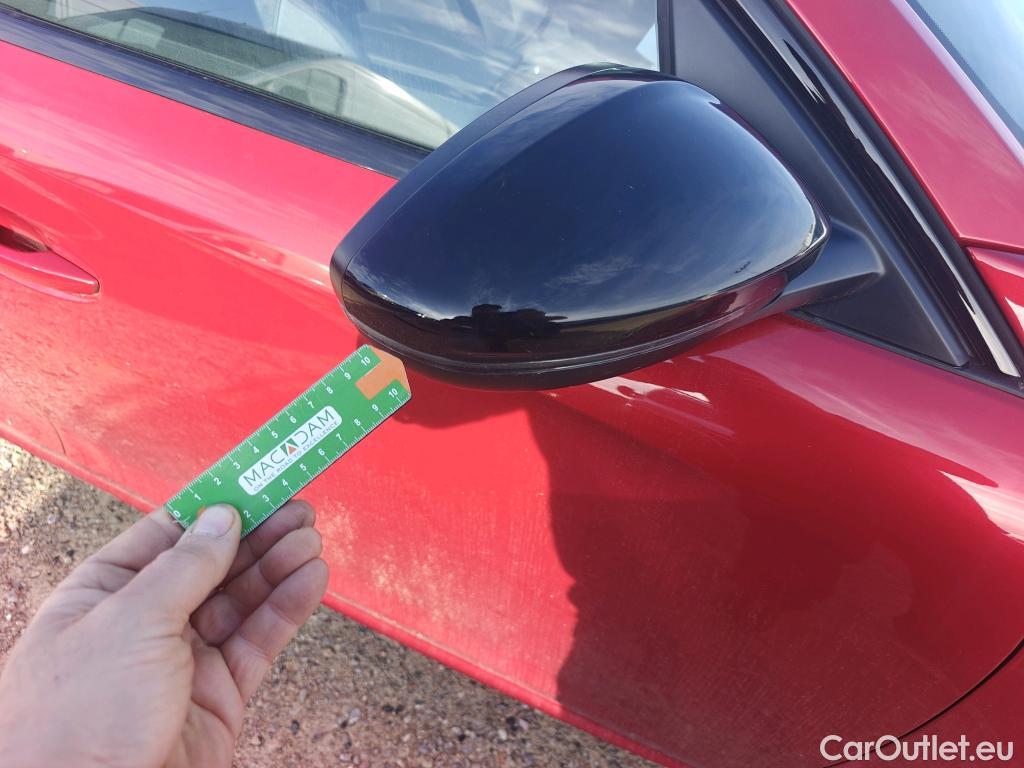  Peugeot  508 PEUGEOT  / 2018 / 5P / familiar SW Allure Pack BlueHDi 130 S&S EAT8 #34