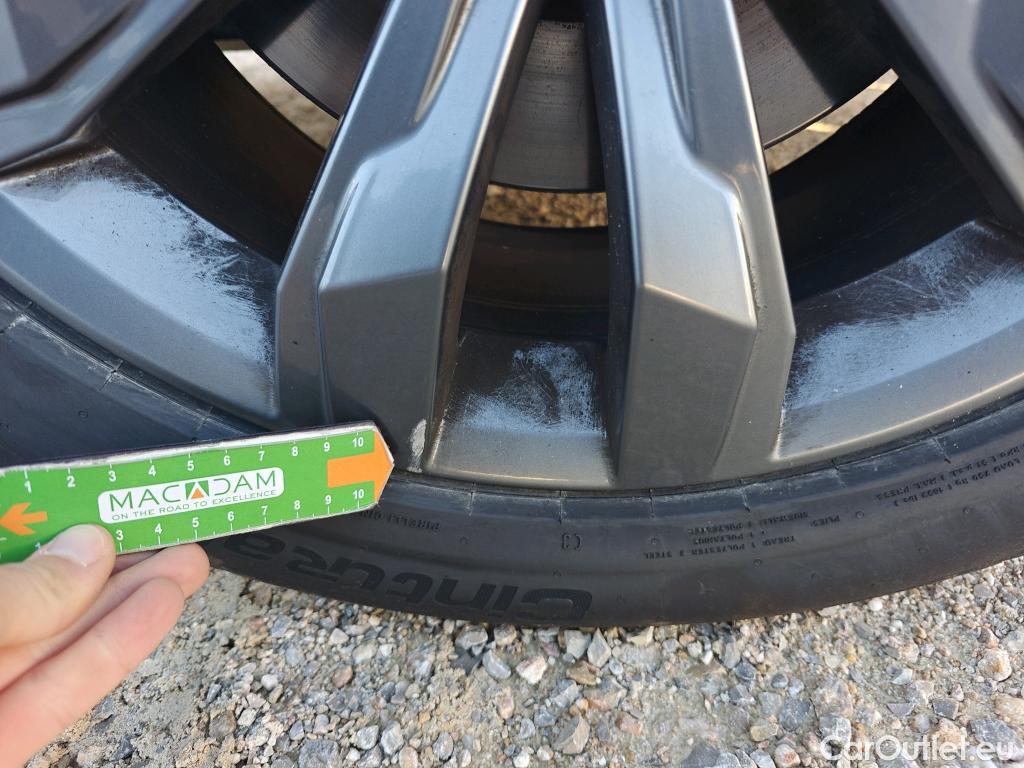  Volkswagen  T-ROC VOLKSWAGEN  / 2017 / 5P / todoterreno Sport 2.0 TDI 110kW (150CV) DSG #58