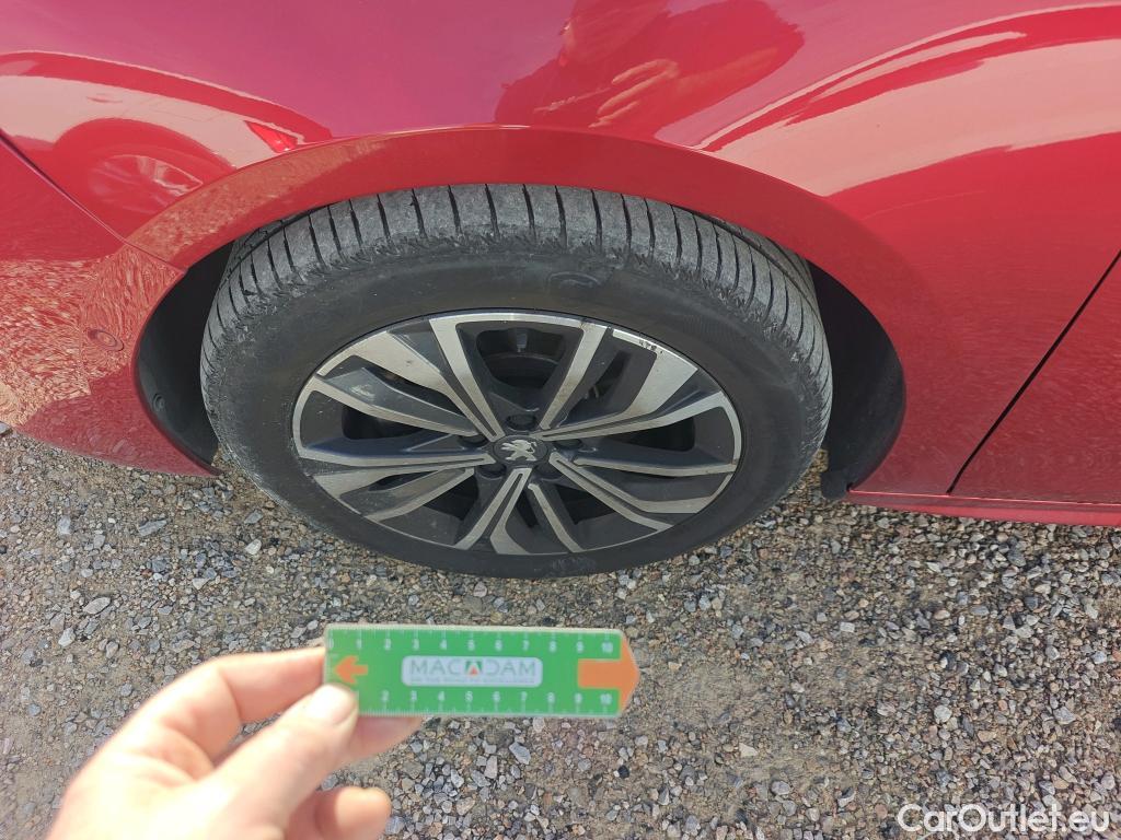  Peugeot  508 PEUGEOT  / 2018 / 5P / familiar SW Allure Pack BlueHDi 130 S&S EAT8 #31