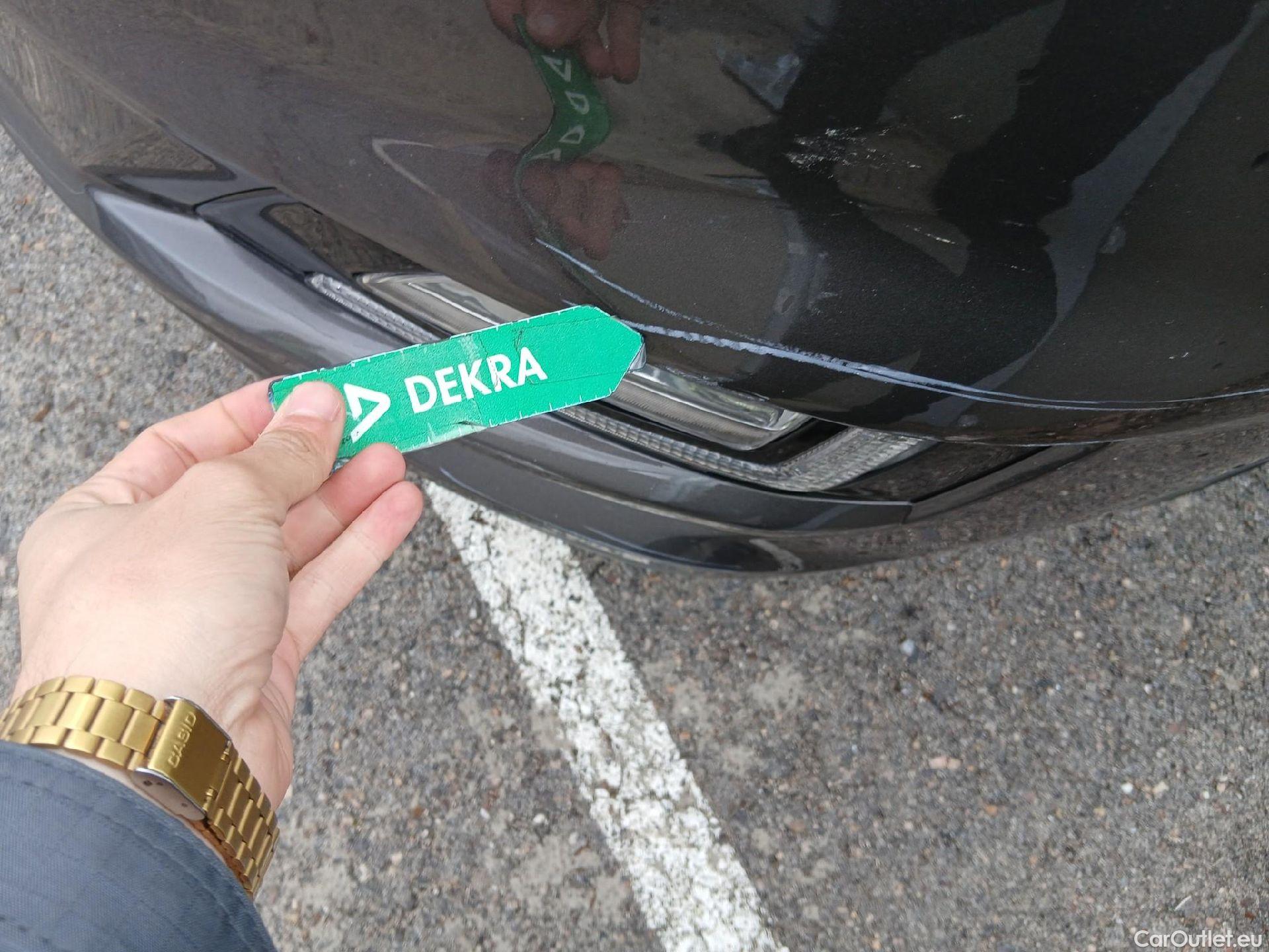  Hyundai  Tucson HYUNDAI  / 2018 / 5P / todoterreno 1.6 CRDI 85kW (116CV) 48V SLE 4X2(SP)(SL) #6