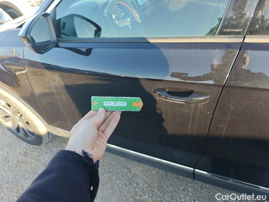  Volkswagen  T-ROC VOLKSWAGEN  / 2017 / 5P / todoterreno Sport 2.0 TDI 110kW (150CV) DSG #53