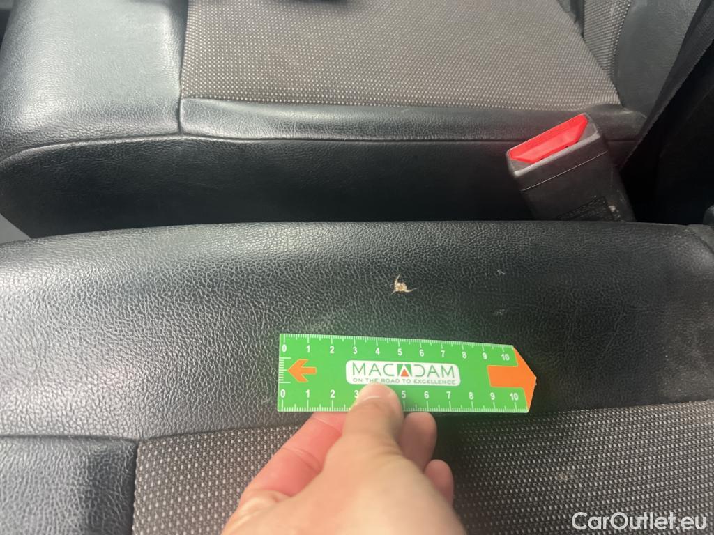  Opel  Vivaro OPEL  / 2019 / 4P / furgón 2.0 Diésel 88kW (120CV) L Inc. Select #28