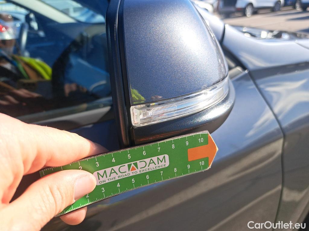  Bmw  X1 BMW  sDrive18i #29