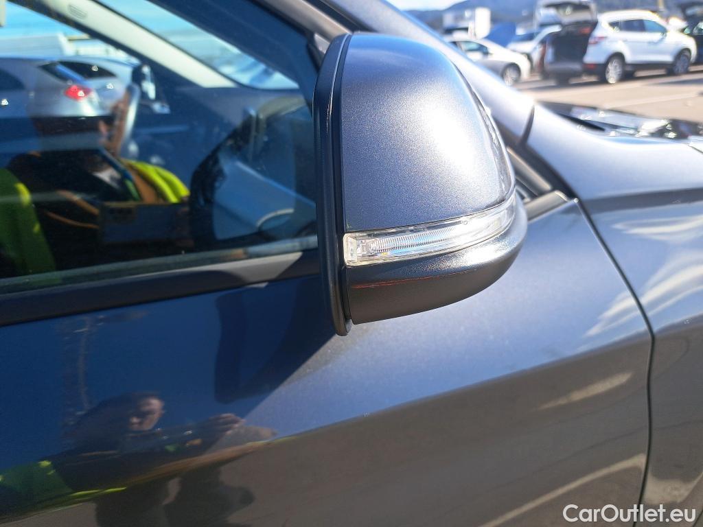  Bmw  X1 BMW  sDrive18i #28