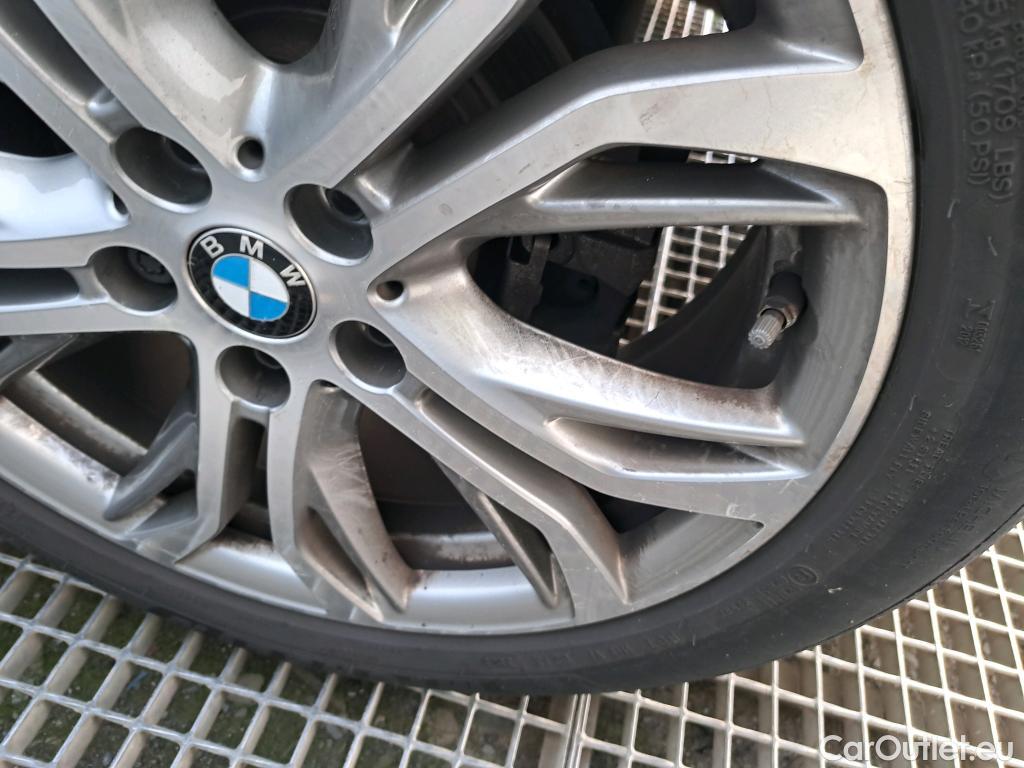  Bmw  X1 BMW  sDrive18i #25