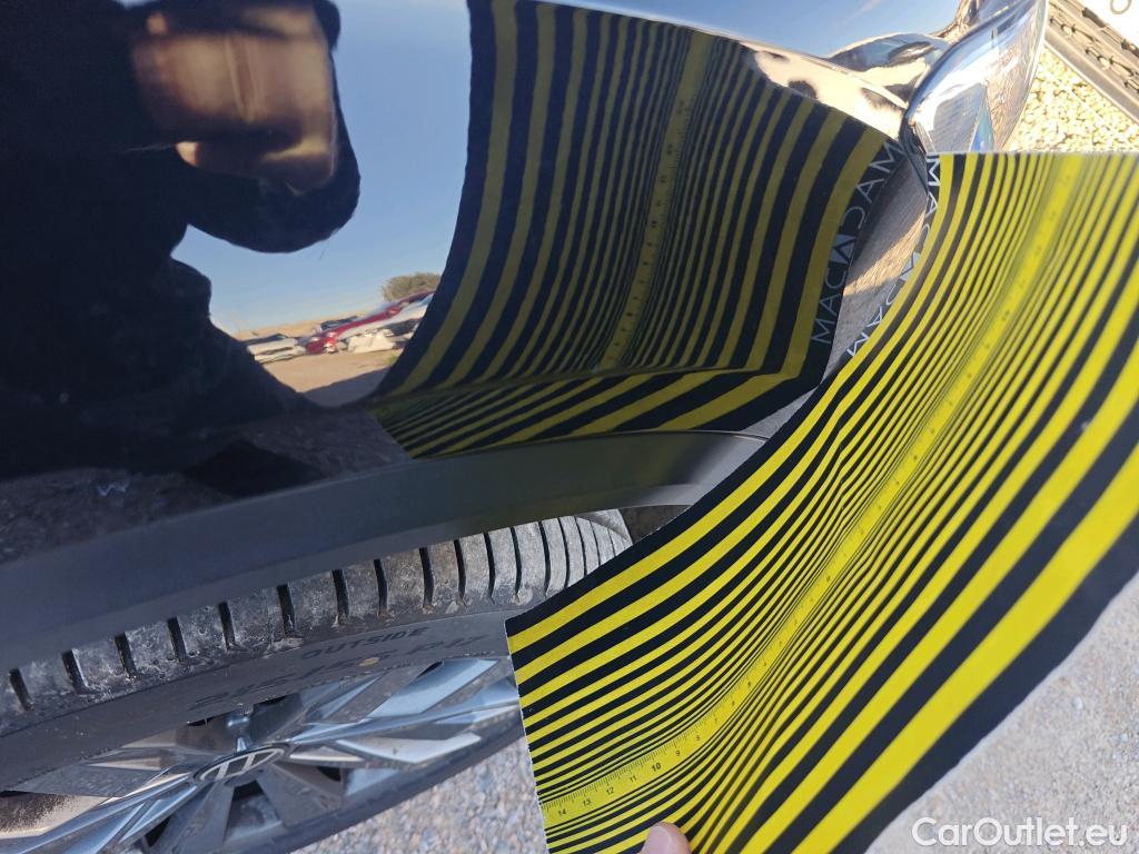  Volkswagen  T-ROC VOLKSWAGEN  / 2017 / 5P / todoterreno Sport 2.0 TDI 110kW (150CV) DSG #71