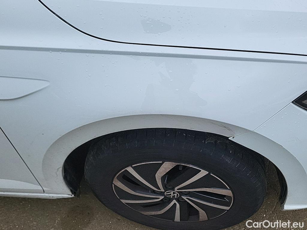  Volkswagen  Polo VOLKSWAGEN  / 2021 / 5P / berlina con portón Life 1.0 TSI 70kW (95CV) #1