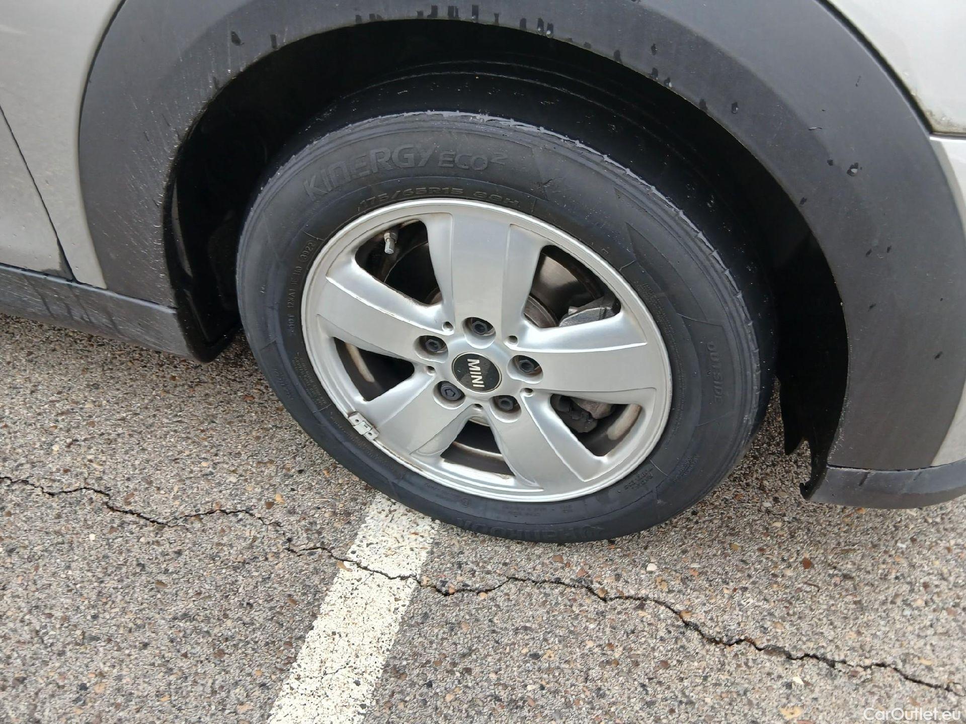  Mini  Cooper MINI MINI / 2021 / 5P / berlina con portón  5 PUERTAS #24