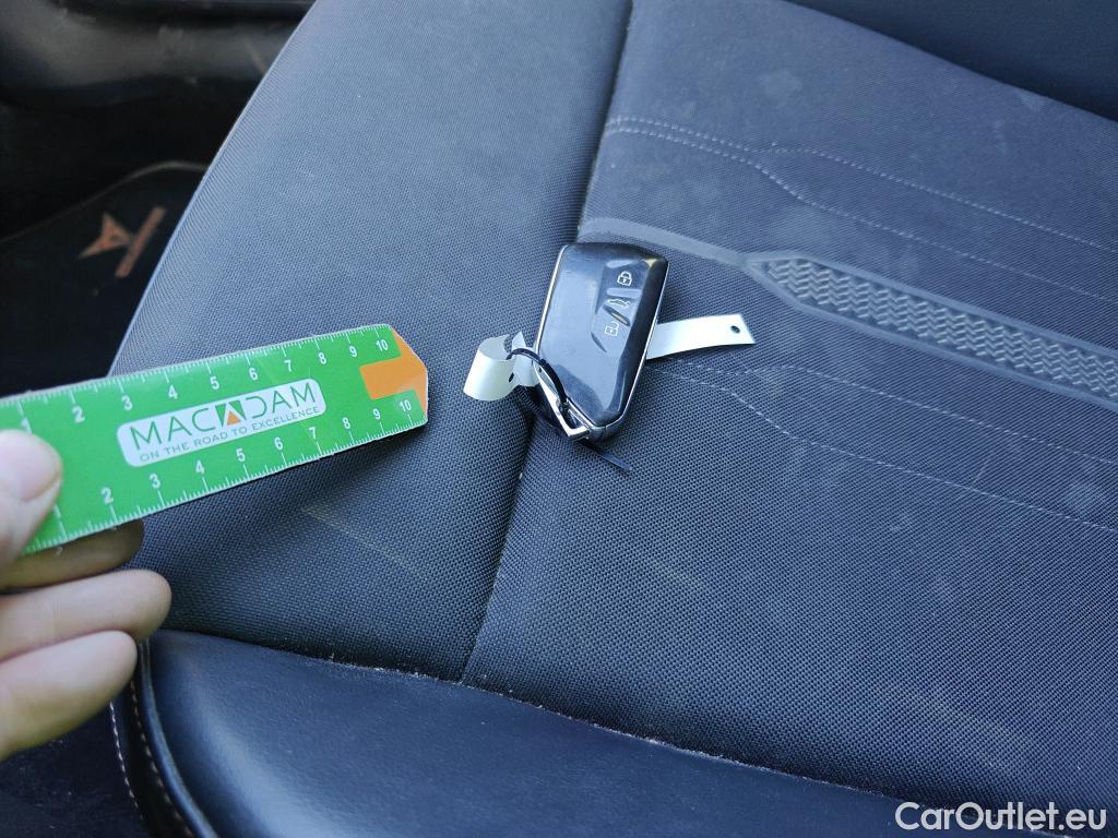  Cupra  Formentor CUPRA  / 2020 / 5P / todoterreno 1.4 e-Hybrid 150kW (204 CV) DSG (AC) #2