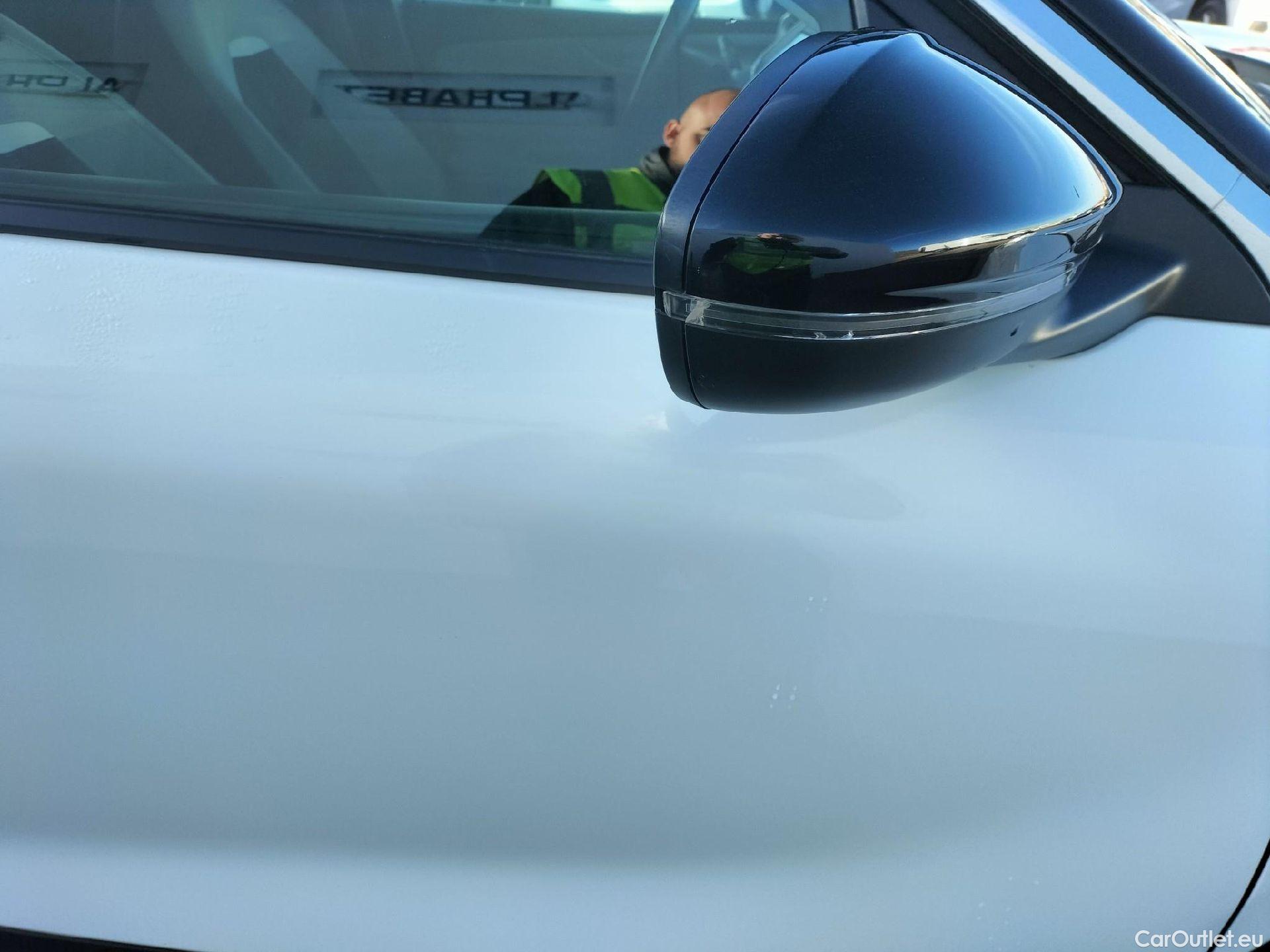  Opel  Mokka OPEL  / 2020 / 5P / 1.5 D Business Elegance #24