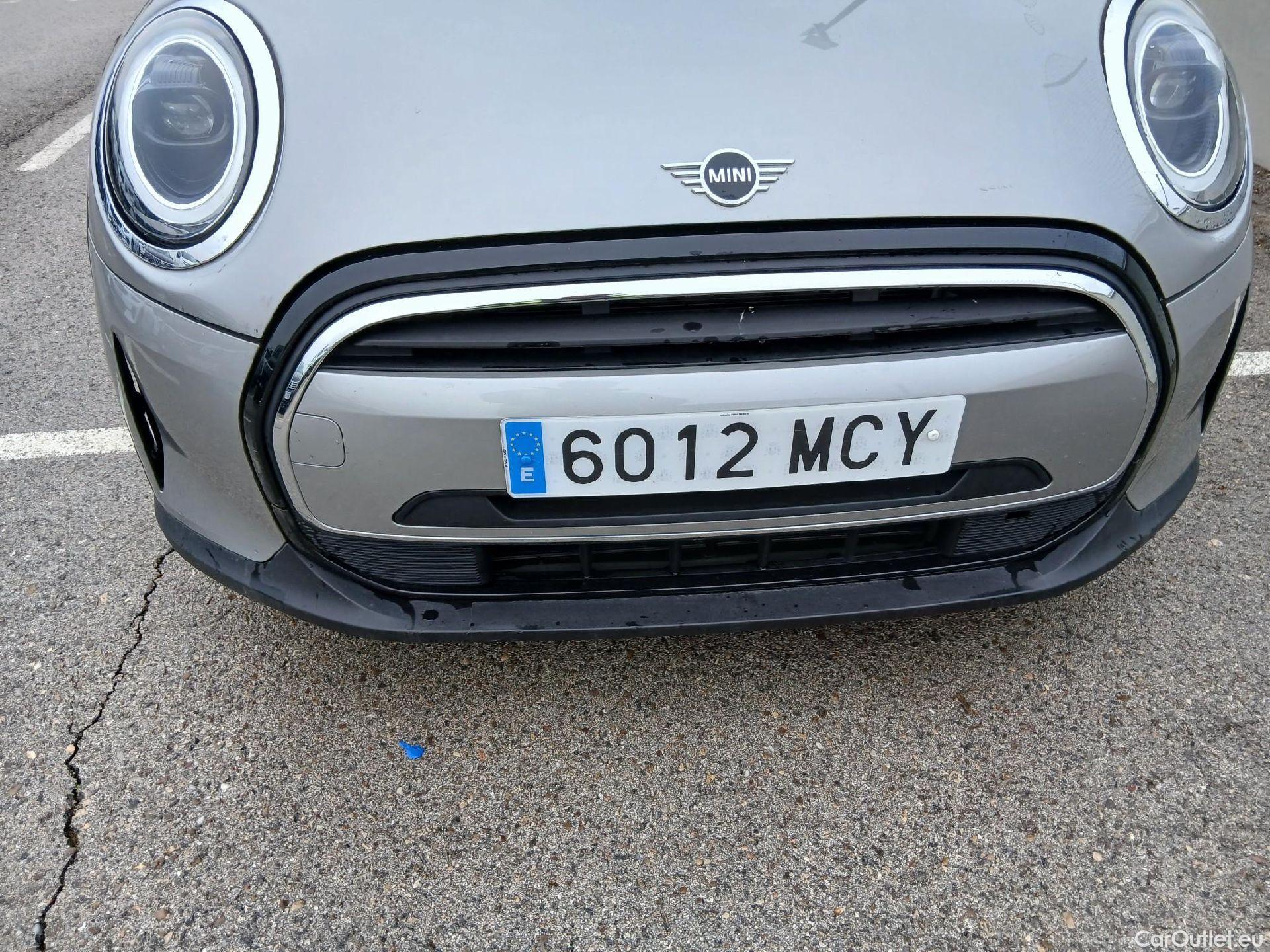  Mini  Cooper MINI MINI / 2021 / 5P / berlina con portón  5 PUERTAS #26