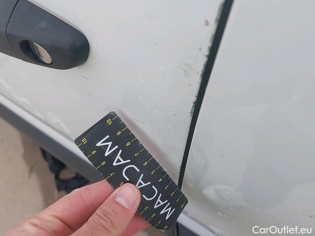  Opel  Combo OPEL  / 2018 / 3P / furgón derivado de turismo 1.5 TD 75kW (100CV) Express L H1 1000kg #26