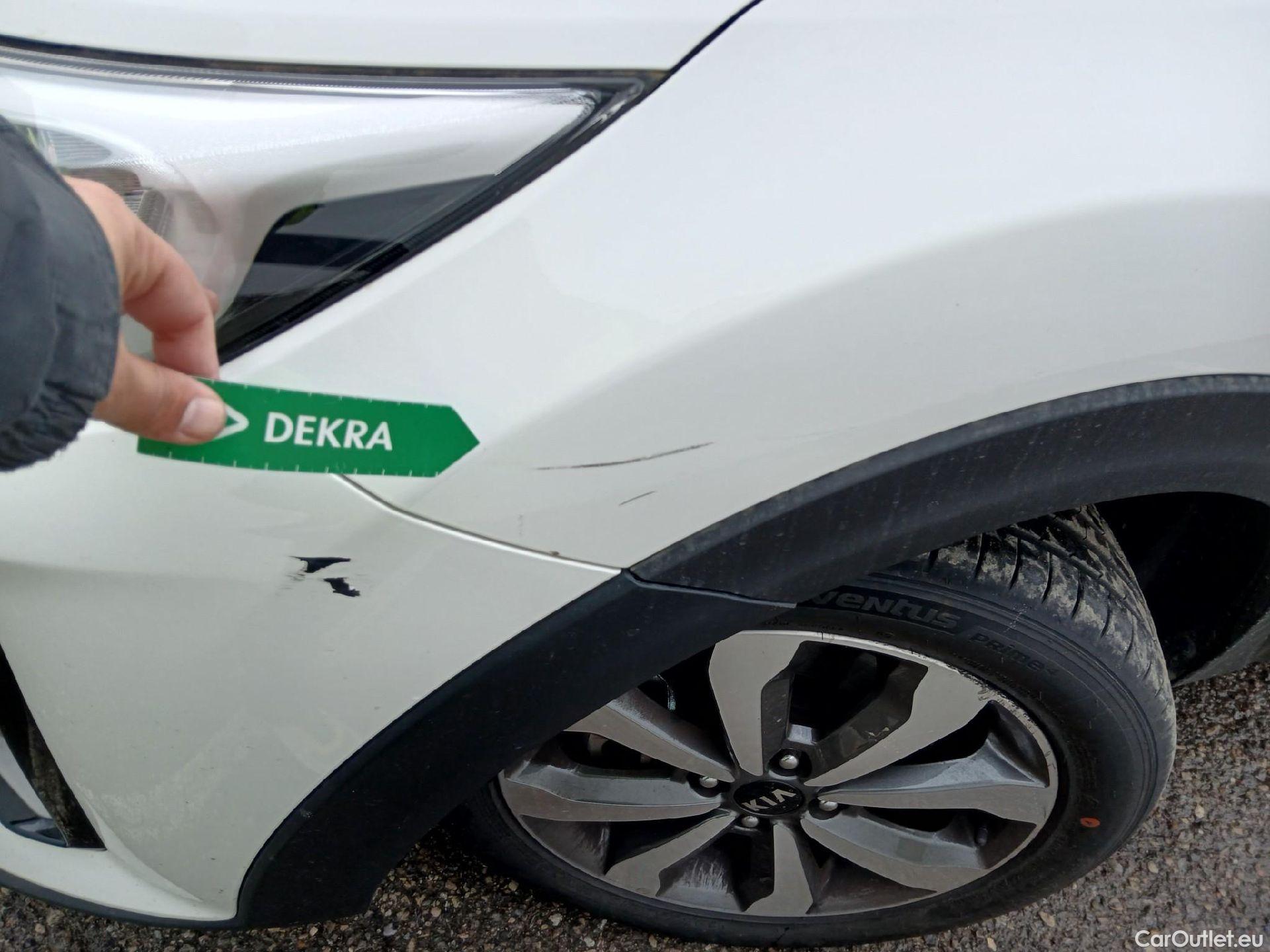  KIA  STONIC KIA  / 2017 / 5P / todoterreno 1.0 T-GDi 74kW (100CV) MHEV iMT Drive #10