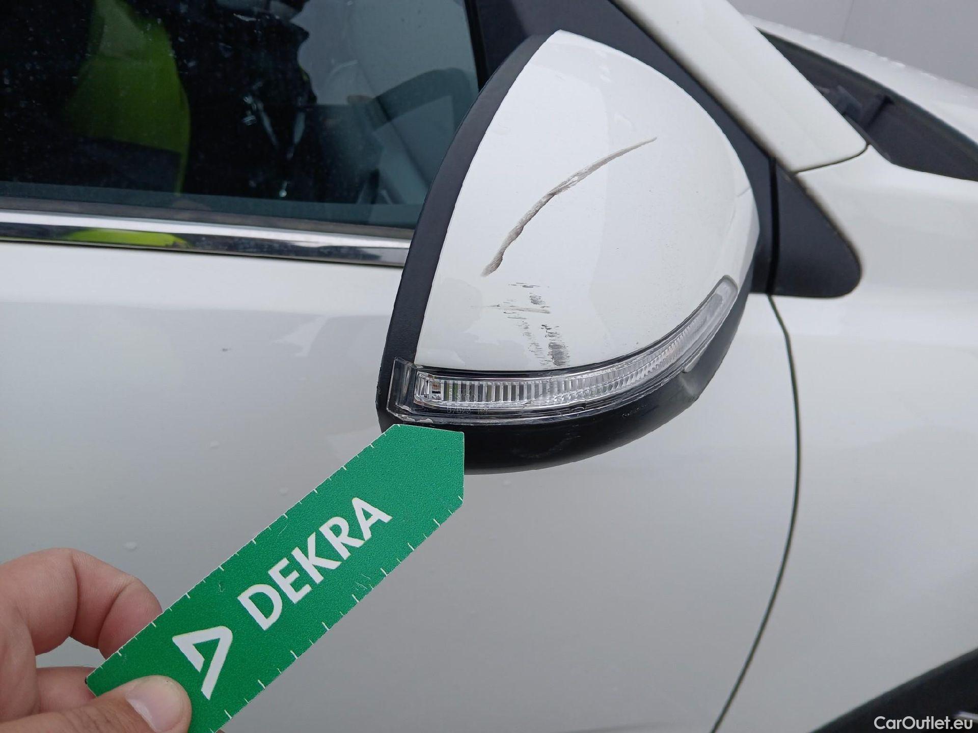  KIA  STONIC KIA  / 2017 / 5P / todoterreno 1.0 T-GDi 74kW (100CV) MHEV iMT Drive #42