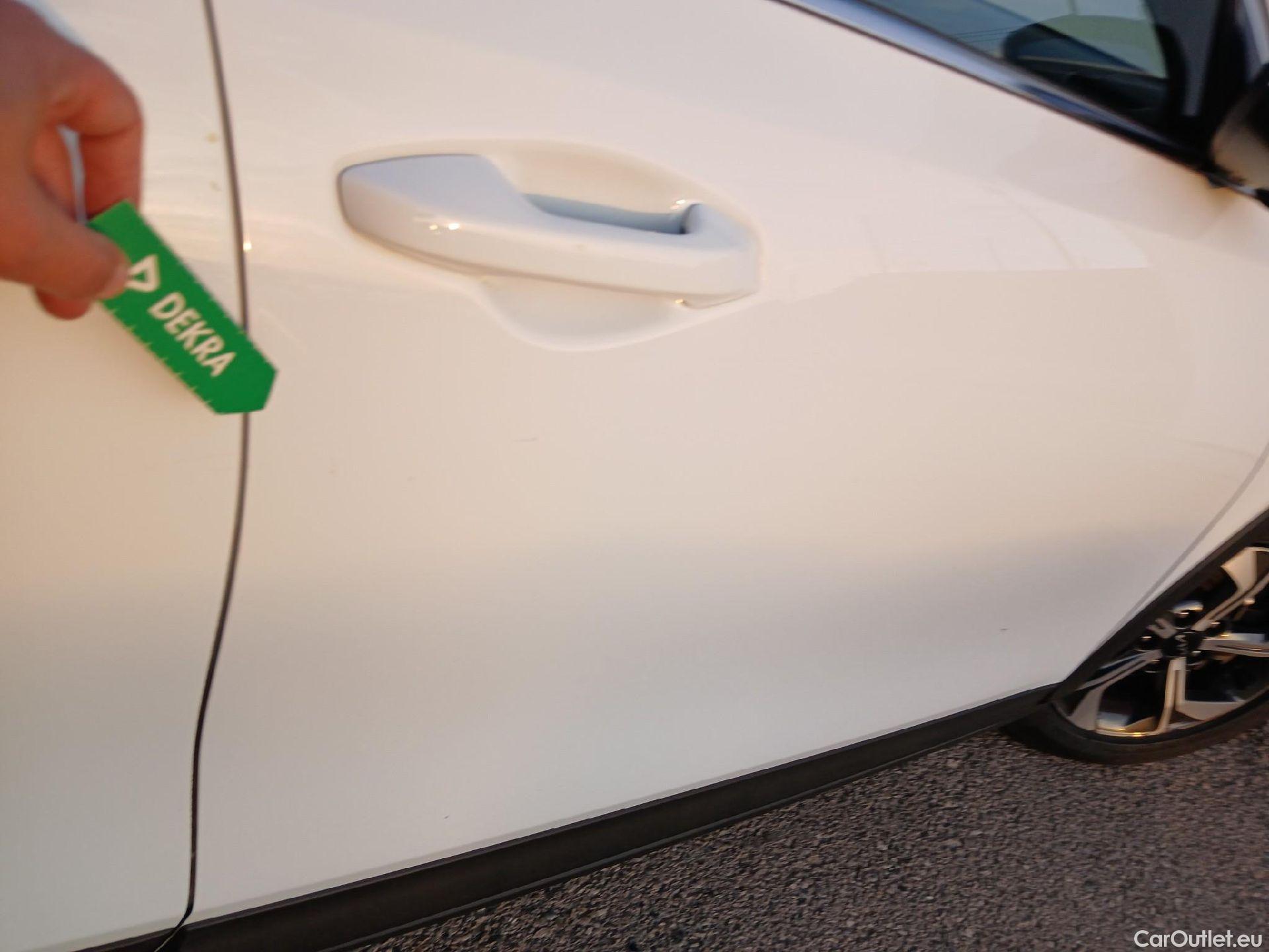  KIA  XCeed KIA  / 2019 / 5P / todoterreno 1.0 T-GDi Drive 88kW (120CV) #38