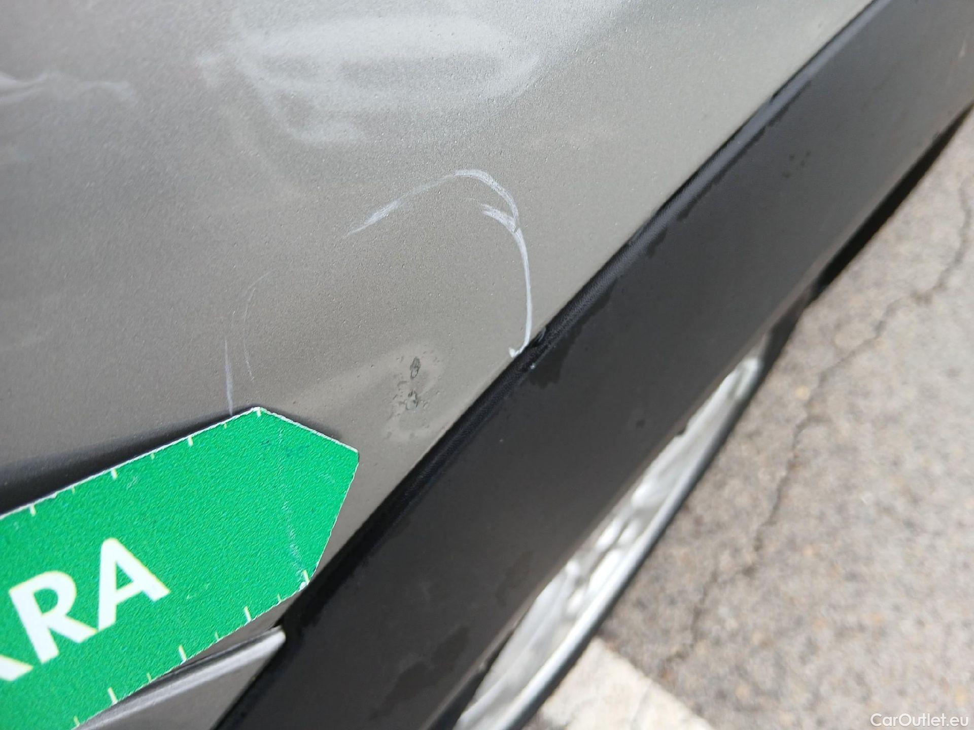  Mini  Cooper MINI MINI / 2021 / 5P / berlina con portón  5 PUERTAS #17