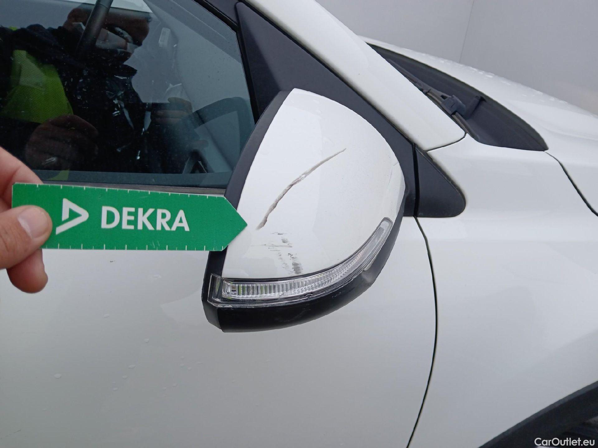  KIA  STONIC KIA  / 2017 / 5P / todoterreno 1.0 T-GDi 74kW (100CV) MHEV iMT Drive #40