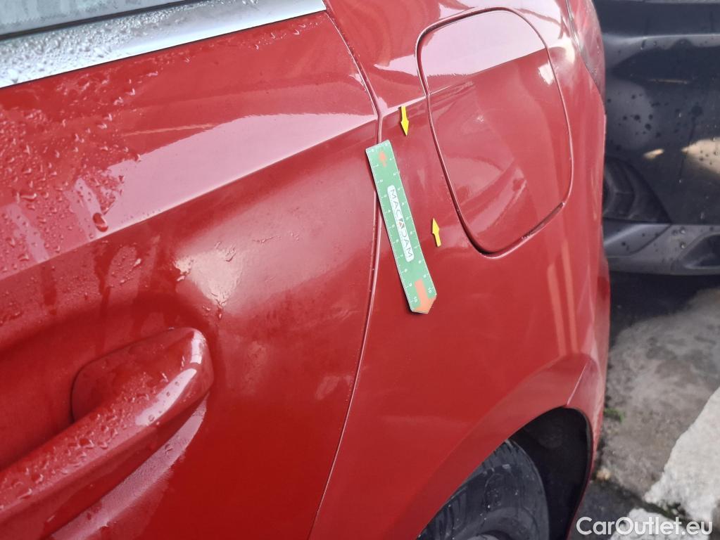  Mercedes  A-Klasse MERCEDES-BENZ Classe A 5p Berline A 180 d Business Line 7G-DCT #4