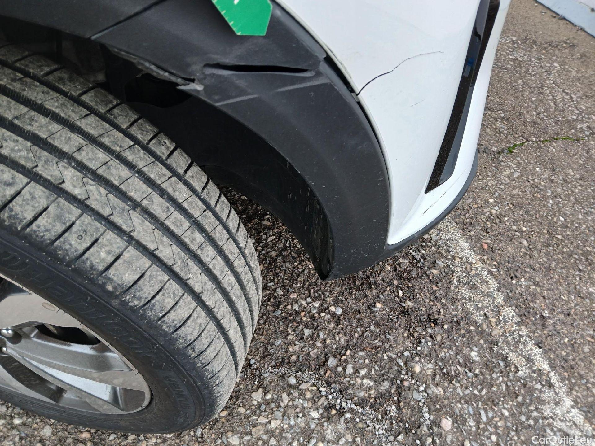  KIA  STONIC KIA  / 2017 / 5P / todoterreno 1.0 T-GDi 74kW (100CV) MHEV iMT Drive #44