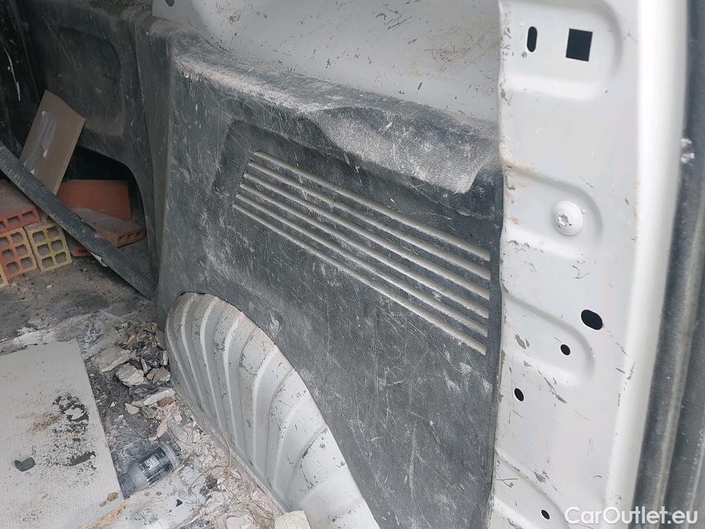  Opel  Combo OPEL  / 2018 / 3P / furgón derivado de turismo 1.5 TD 75kW (100CV) Express L H1 1000kg #43