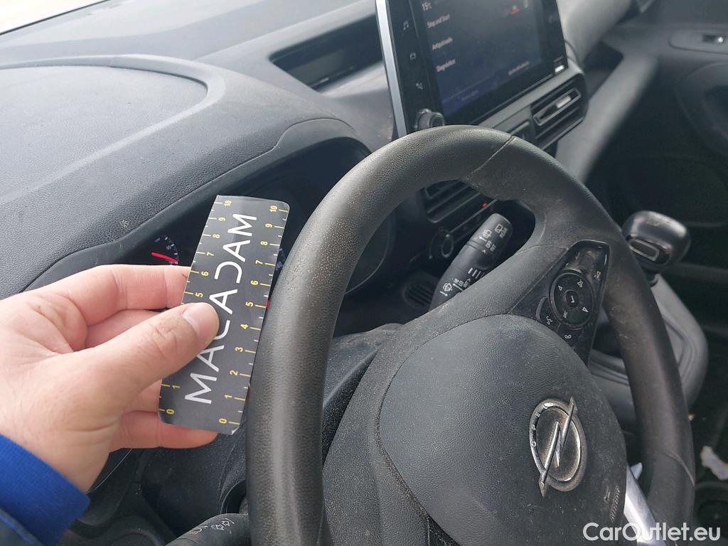  Opel  Combo OPEL  / 2018 / 3P / furgón derivado de turismo 1.5 TD 75kW (100CV) Express L H1 1000kg #50