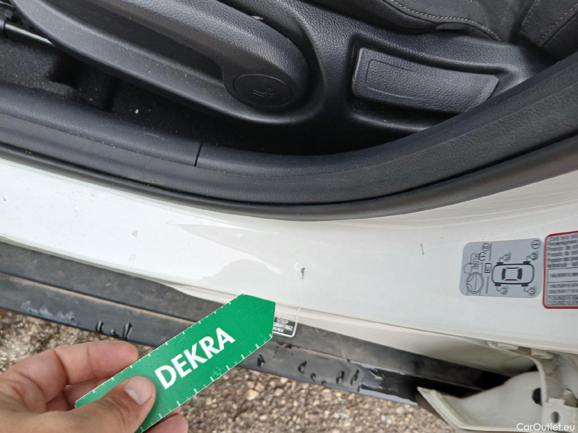  KIA  STONIC KIA  / 2017 / 5P / todoterreno 1.0 T-GDi 74kW (100CV) MHEV iMT Drive #3